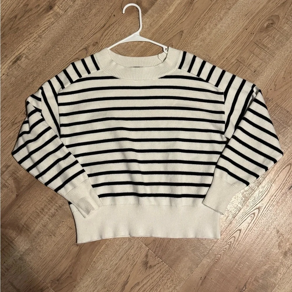 Truth by Republic Striped Knit Sweater Black White  Small - Picture 6 of 7